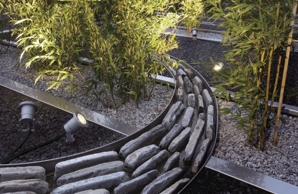 NAUTILUS SPIKE, Outdoor Spiessleuchte, QPAR51, IP65, silbergrau, max. 35W